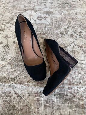 Alaia Black Suede Round-Toe Pumps